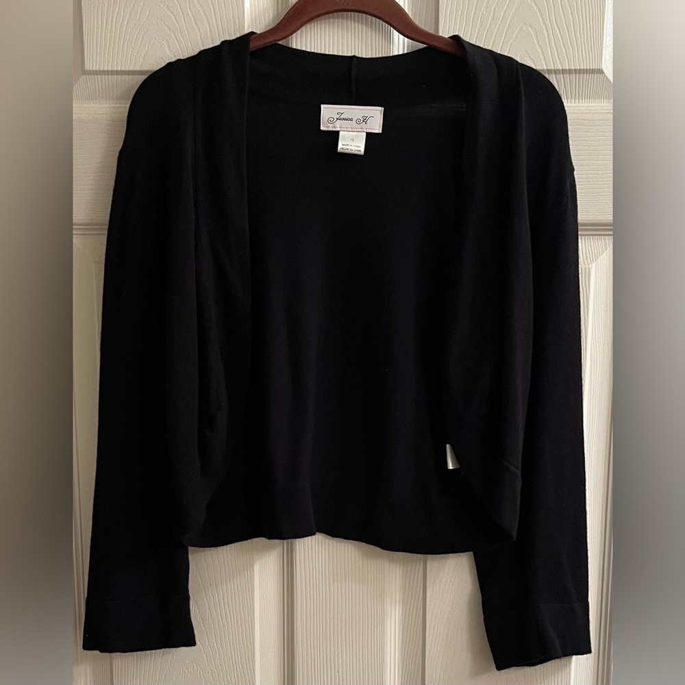 JESSICA HOWARD~BLACK CARDIGAN/ CROPPED~
